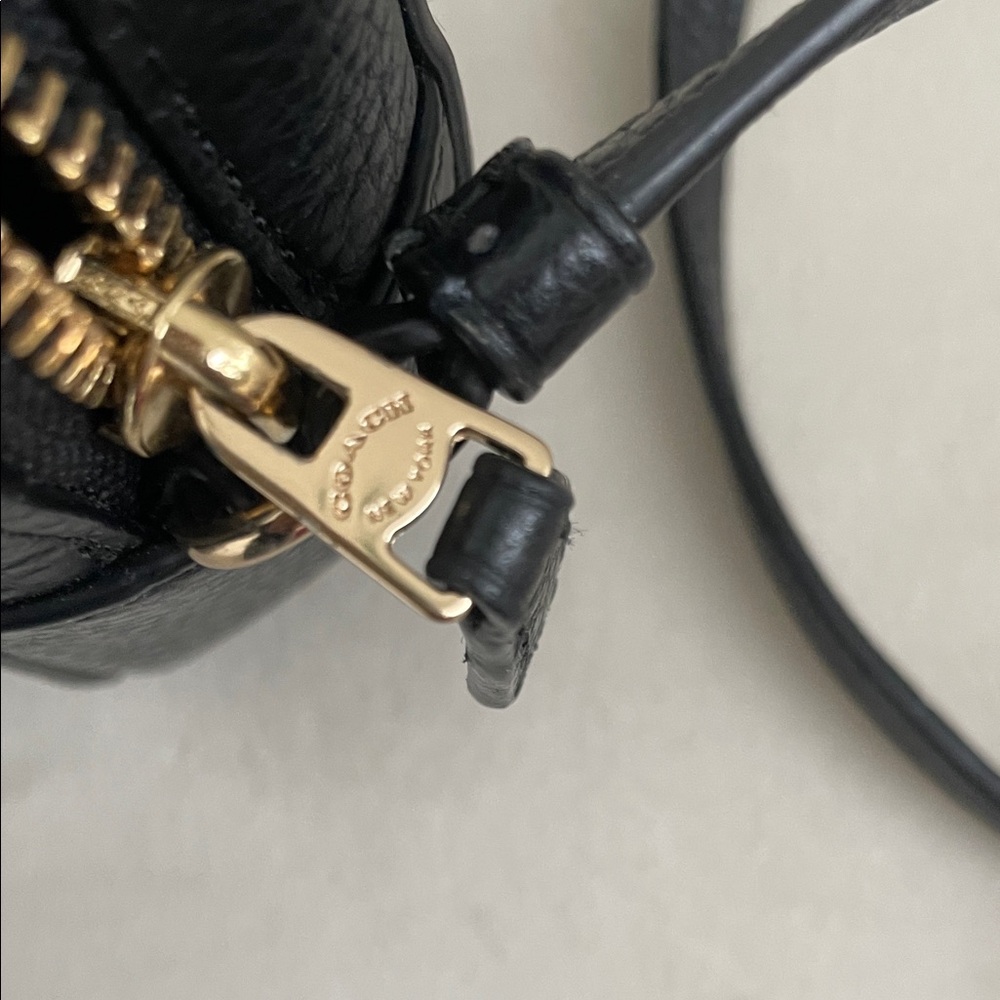 Coach Black Pebbled Leather Crossbody Bag - Picture 9 of 9